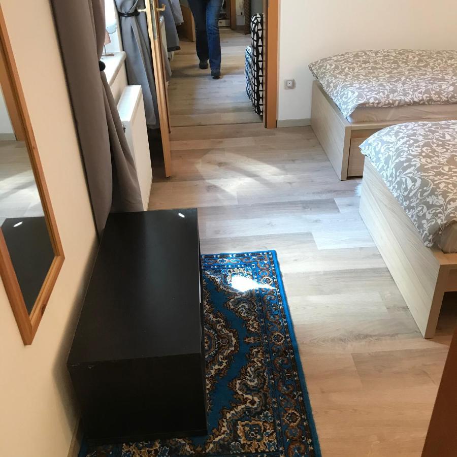 Lg Cosy Apartment Korneuburg Exteriör bild