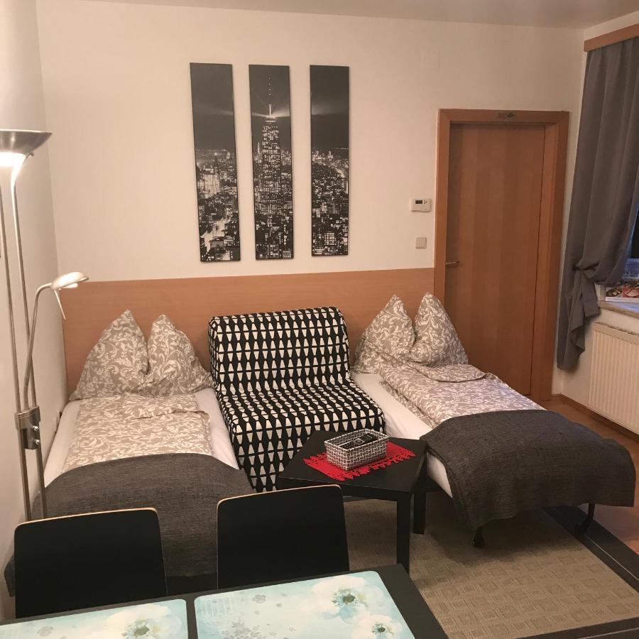 Lg Cosy Apartment Korneuburg Exteriör bild